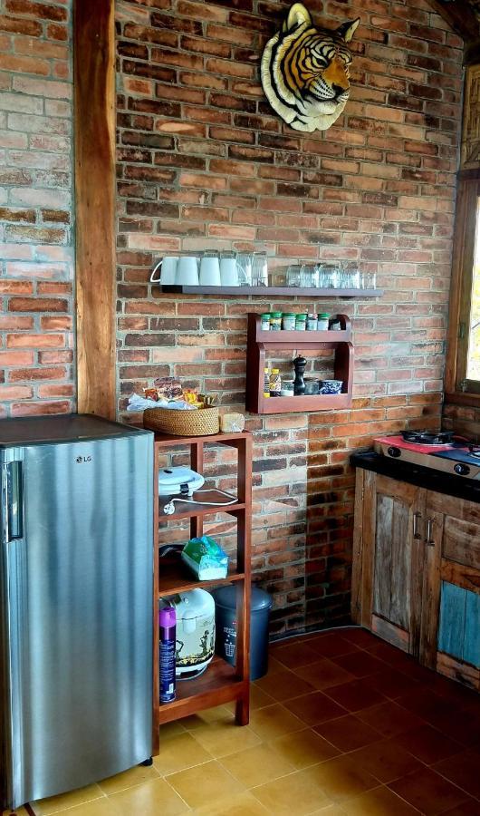 Batu Hill Villa Watukarung Exteriér fotografie