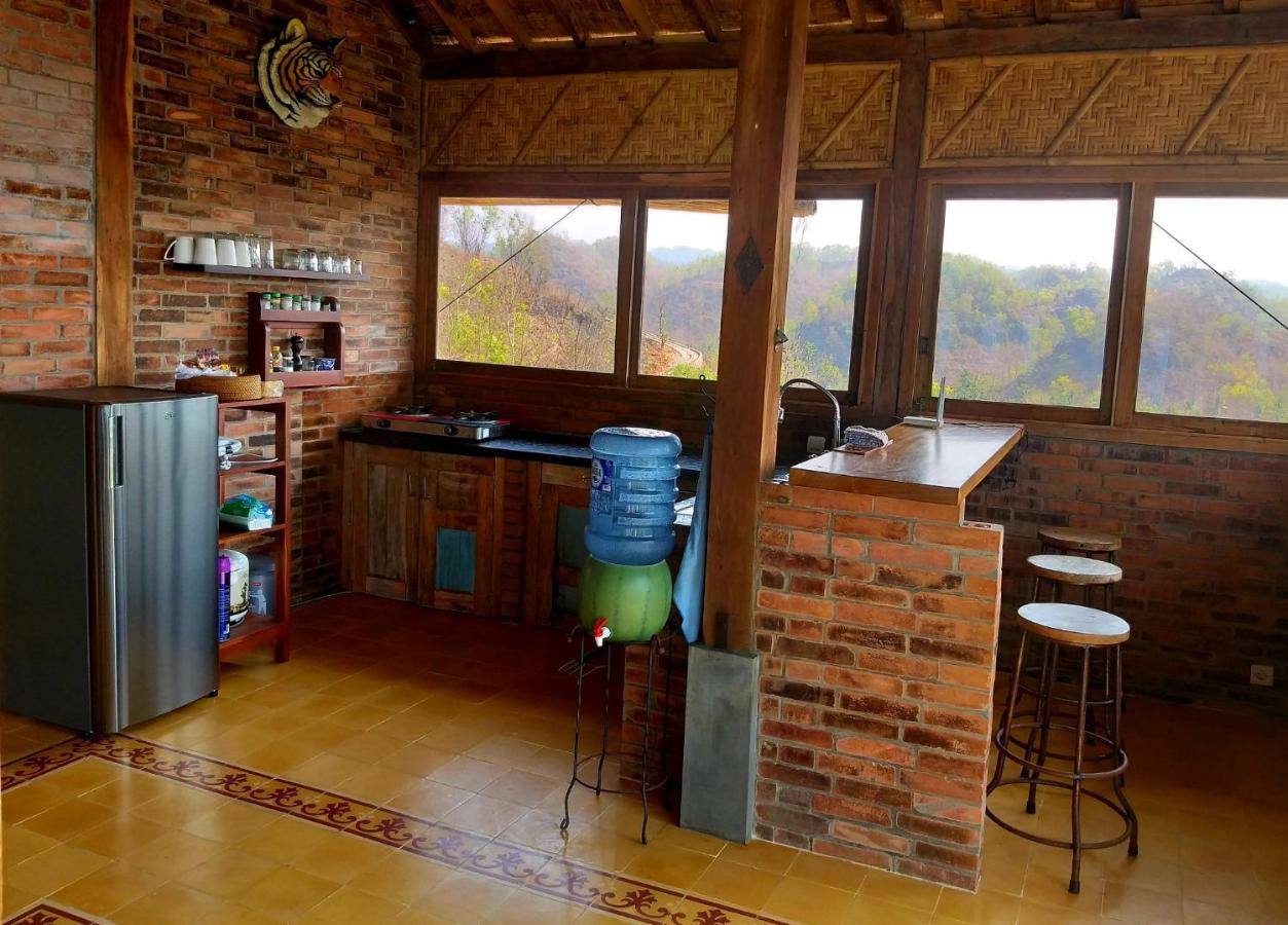 Batu Hill Villa Watukarung Exteriér fotografie